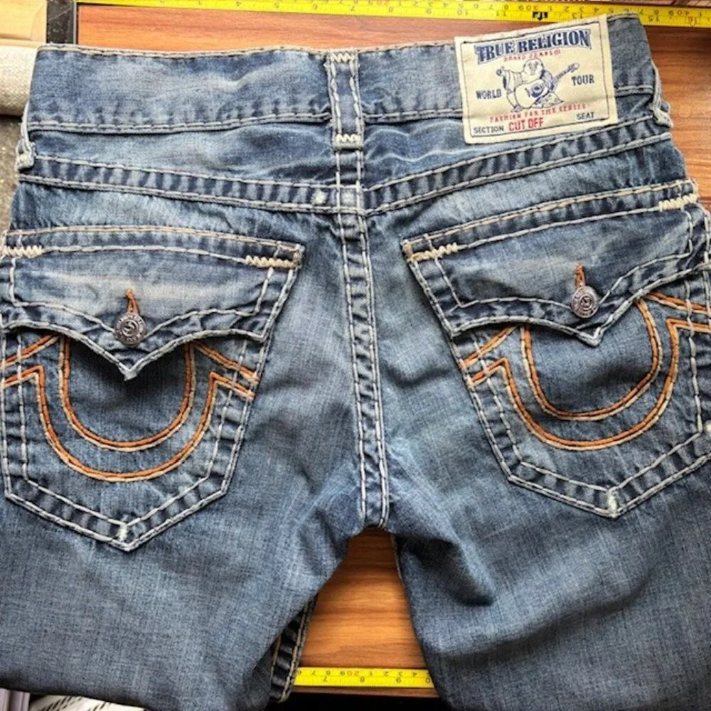 True Religion Cut Off Bermuda Denim Shorts Women's 29 Blue Flap Pocket Raw Hem